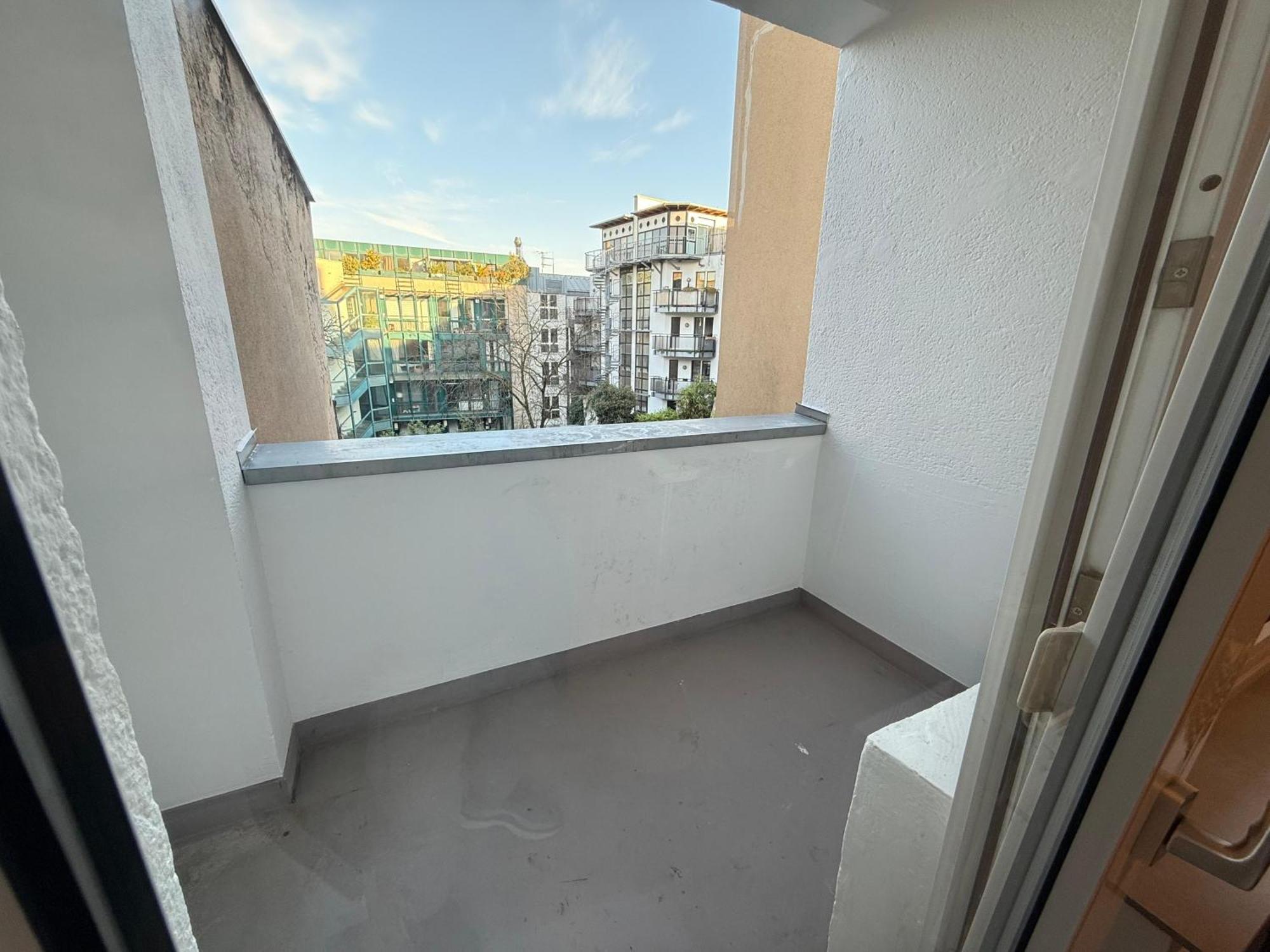1 Mit 4 Schlafzimmer! Apartment *