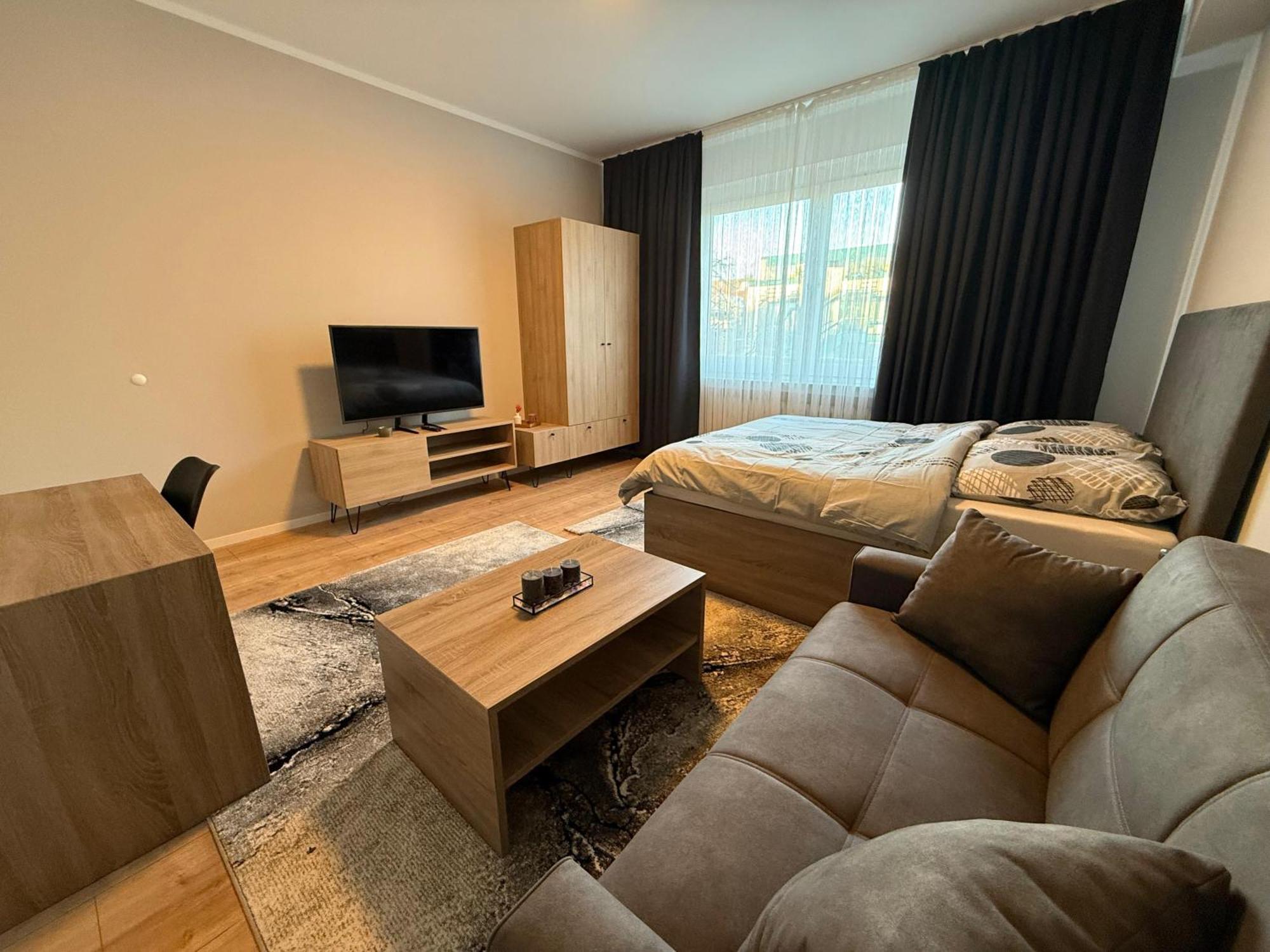 1 Mit 4 Schlafzimmer! Apartment *